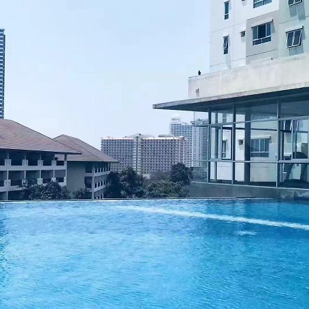 The Base Condo Pattaya Eksteriør billede