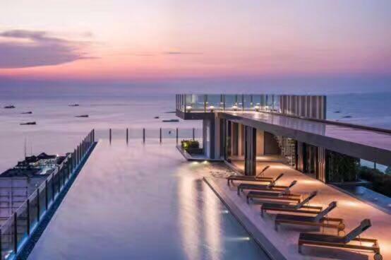The Base Condo Pattaya Eksteriør billede