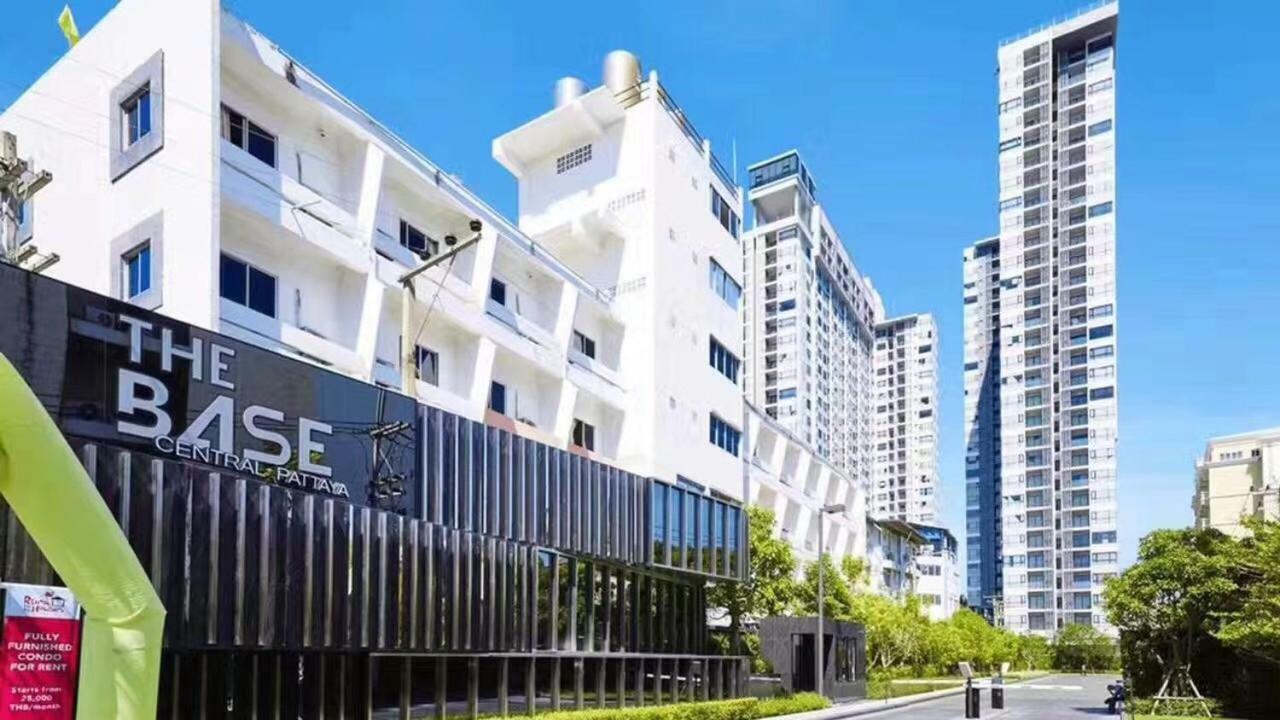The Base Condo Pattaya Eksteriør billede