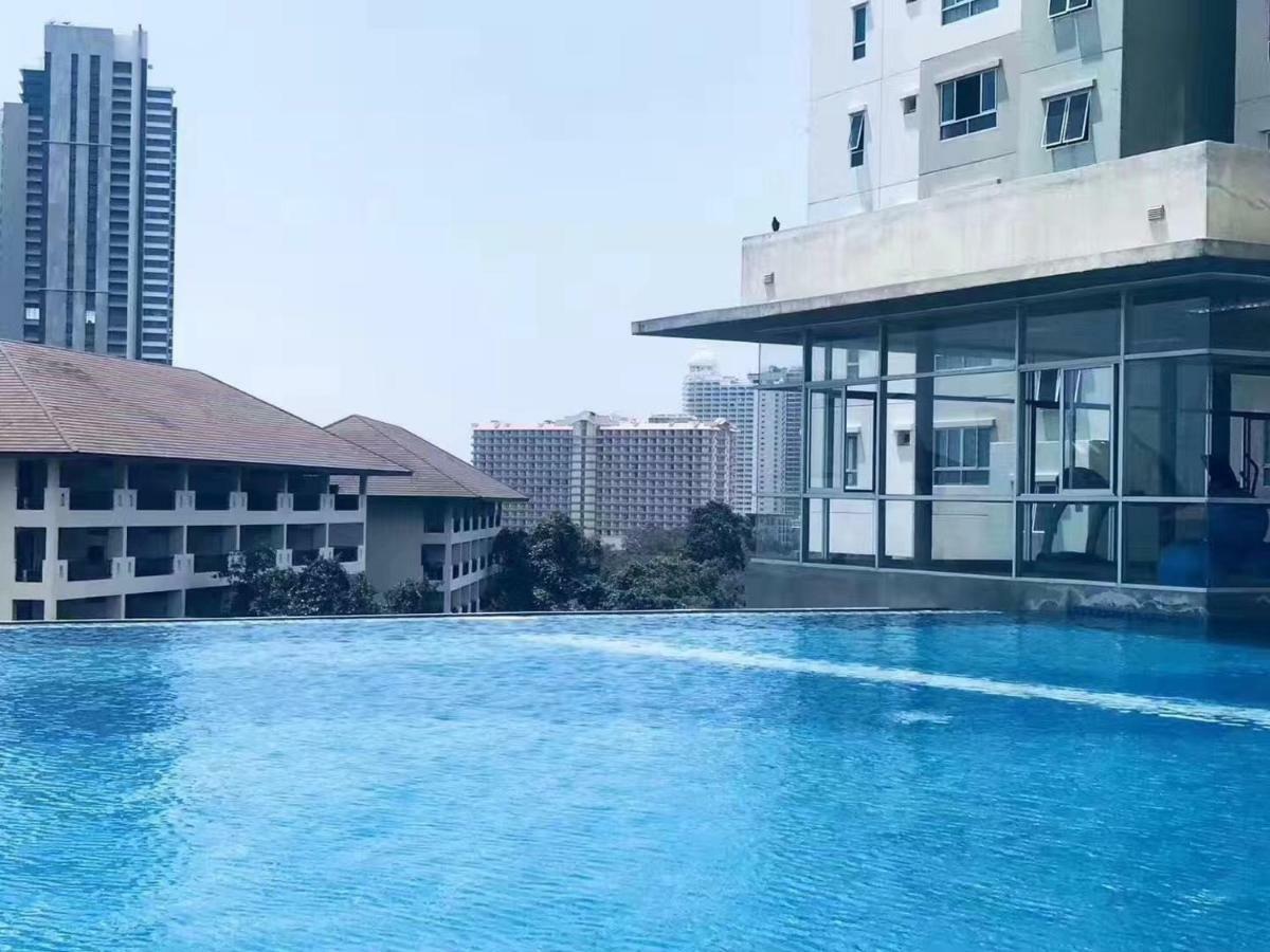 The Base Condo Pattaya Eksteriør billede