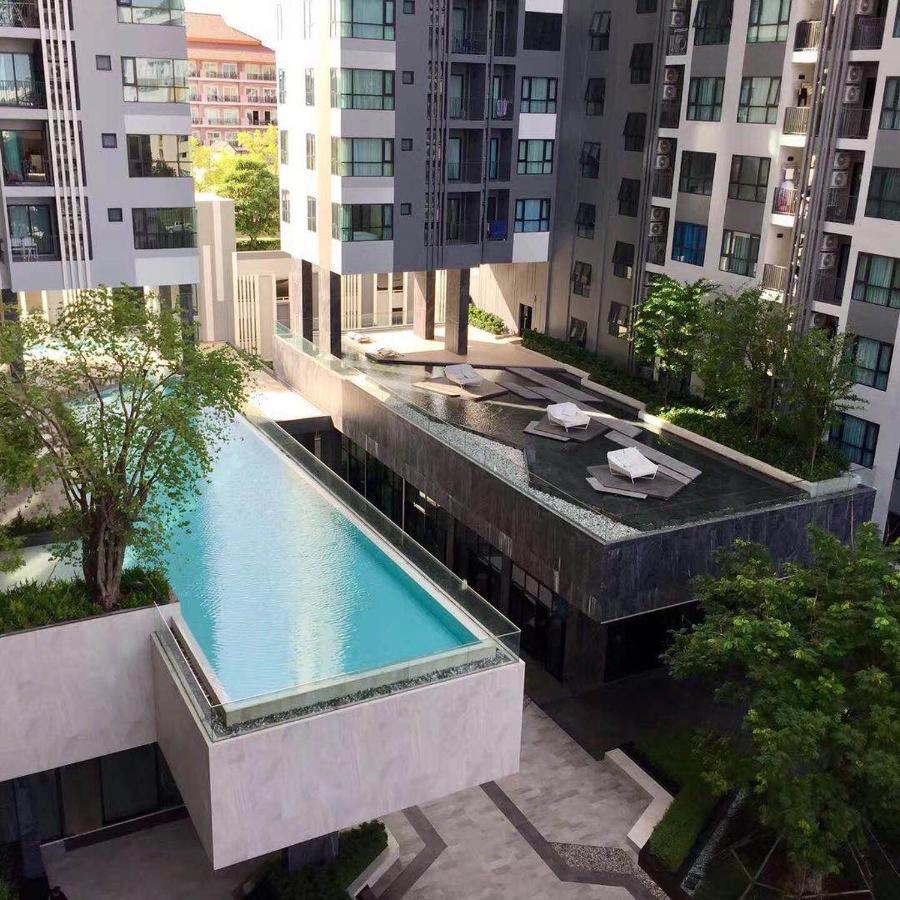 The Base Condo Pattaya Eksteriør billede
